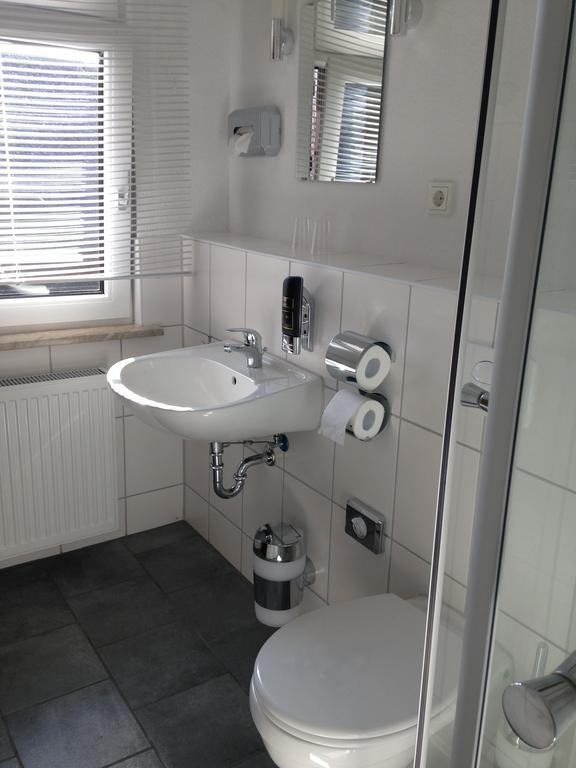 Hotel Oldenburger Hof Birkenfeld  Quarto foto