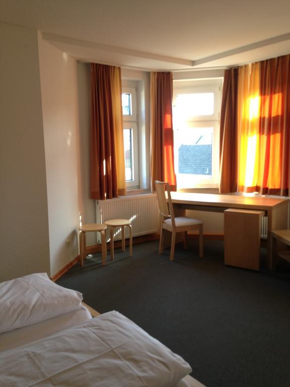 Hotel Oldenburger Hof Birkenfeld  Quarto foto